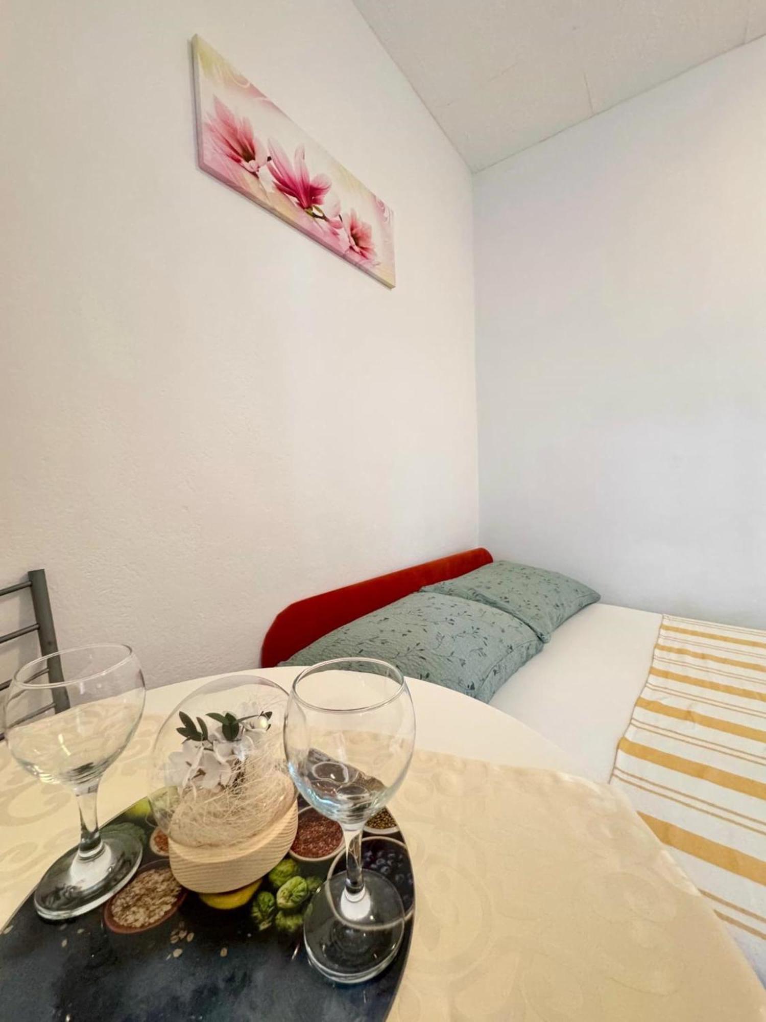Jela Apartmán *